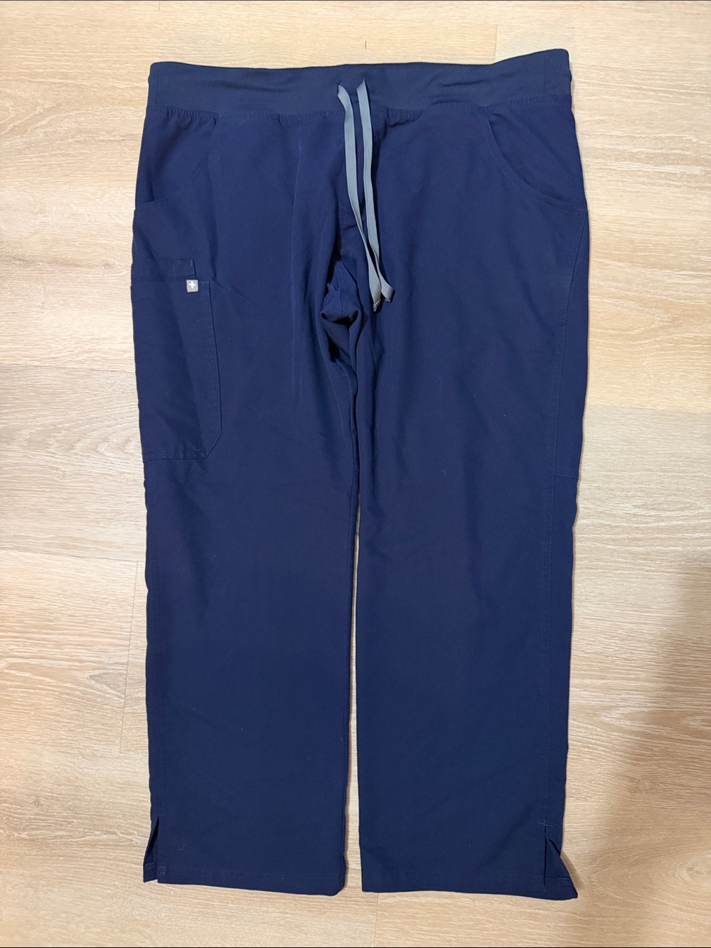 Women’s Navy Drawstring Cargo Scrub Pants